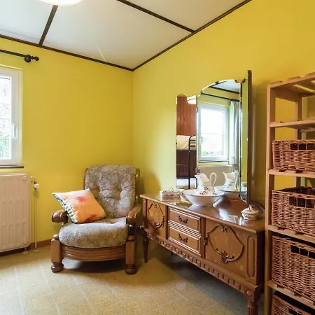 Holiday home Quaint In With Private Garden *